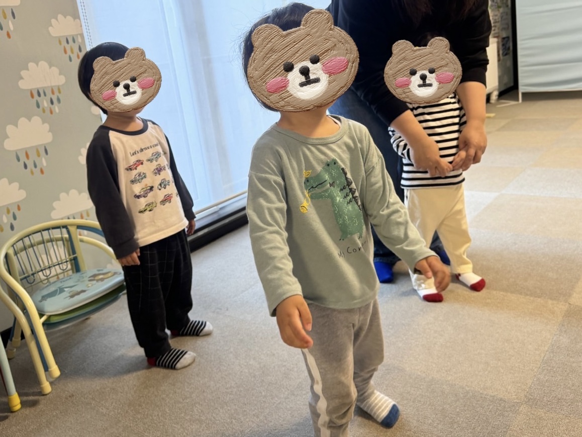 カエルのカスタネット🐸&コロコロ転がせ‼️競争